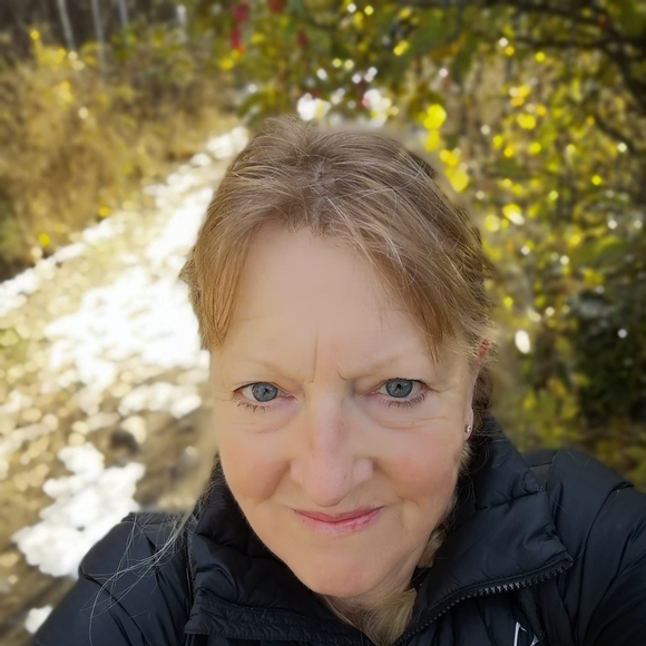 Meet your Posher, Susan - Picture 1 of 1